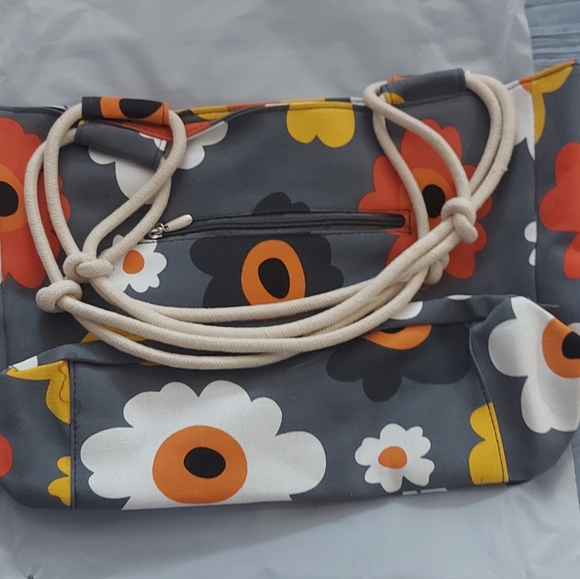 Farmhouse Is My Style Handbag - Picture 2 of 3